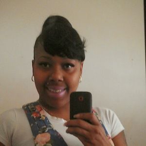 Meet your Posher, Beverly